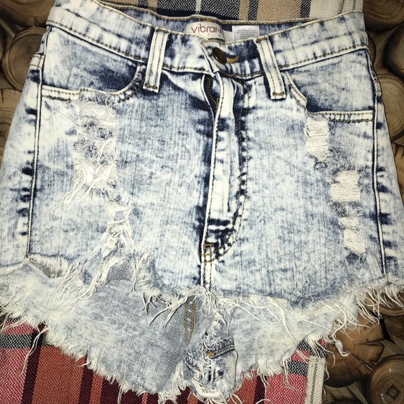 Vintage look high waisted American jean shorts - Picture 2 of 5